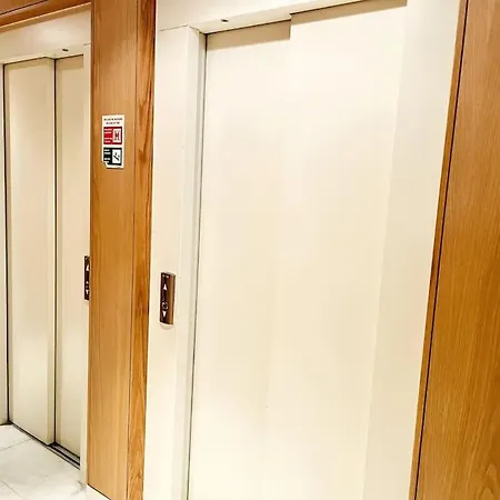 Airport Expo * Lisboa